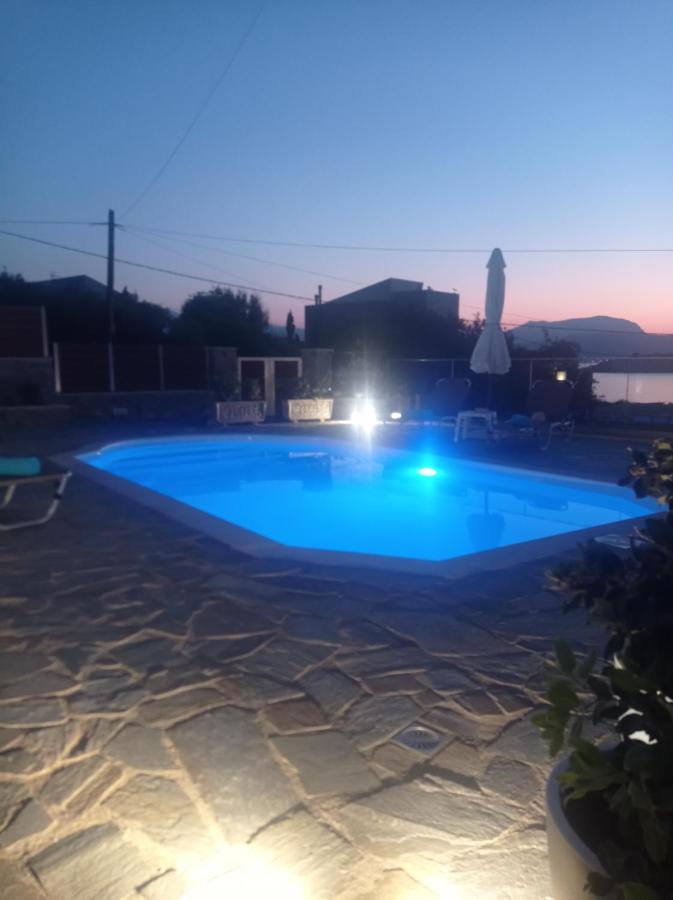Domina Villas Almirida Exteriér fotografie
